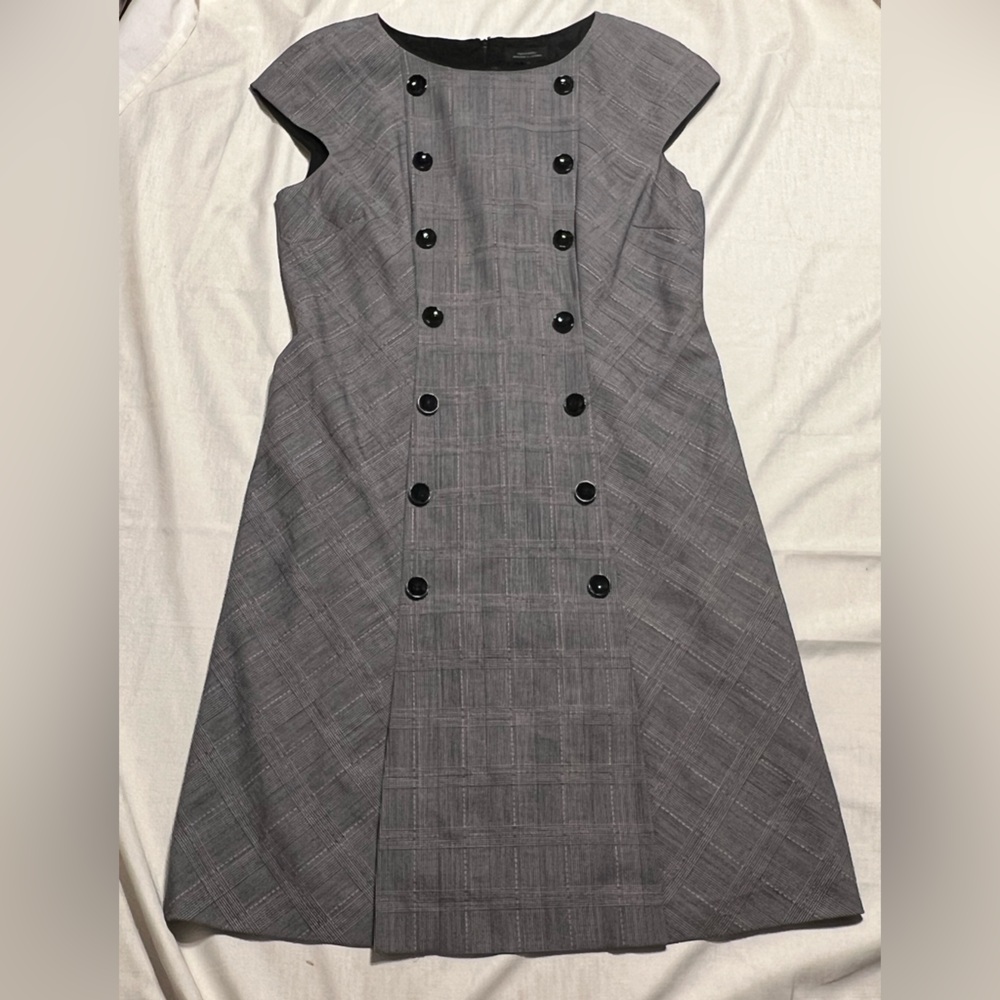 Women’s Tahiti wheat button dress in black, white and red.  Size 14